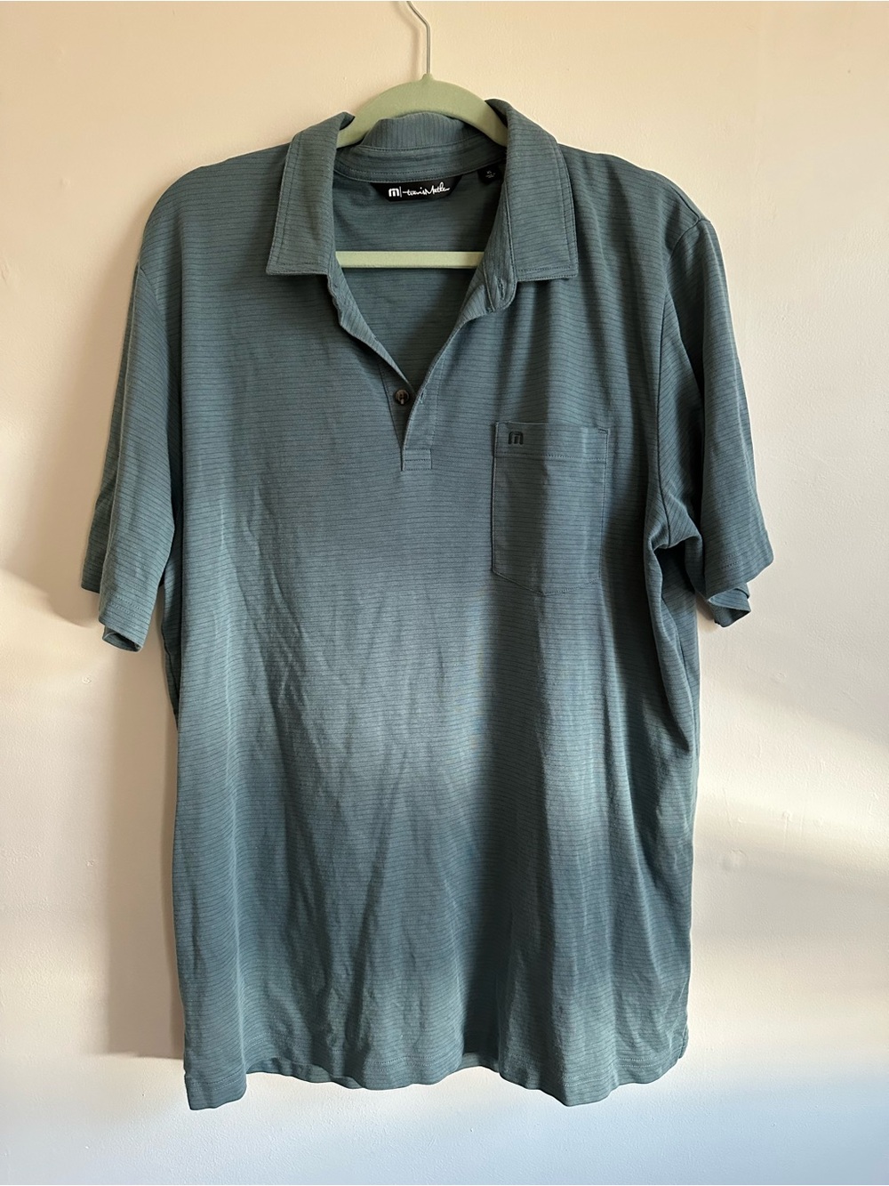 TravisMathew Short Sleeve Golf Polo Shirt Mens XL Slate Blue Textured Pocket